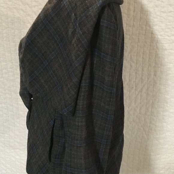 Lightweight Cabi #916 Plaid Jacket - Picture 4 of 7